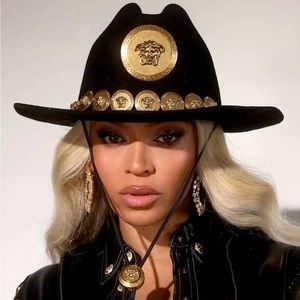 ⭐️🤠Beautiful and Authentic Scully Bourbon Boar Suede Leather Jacket🤠⭐️